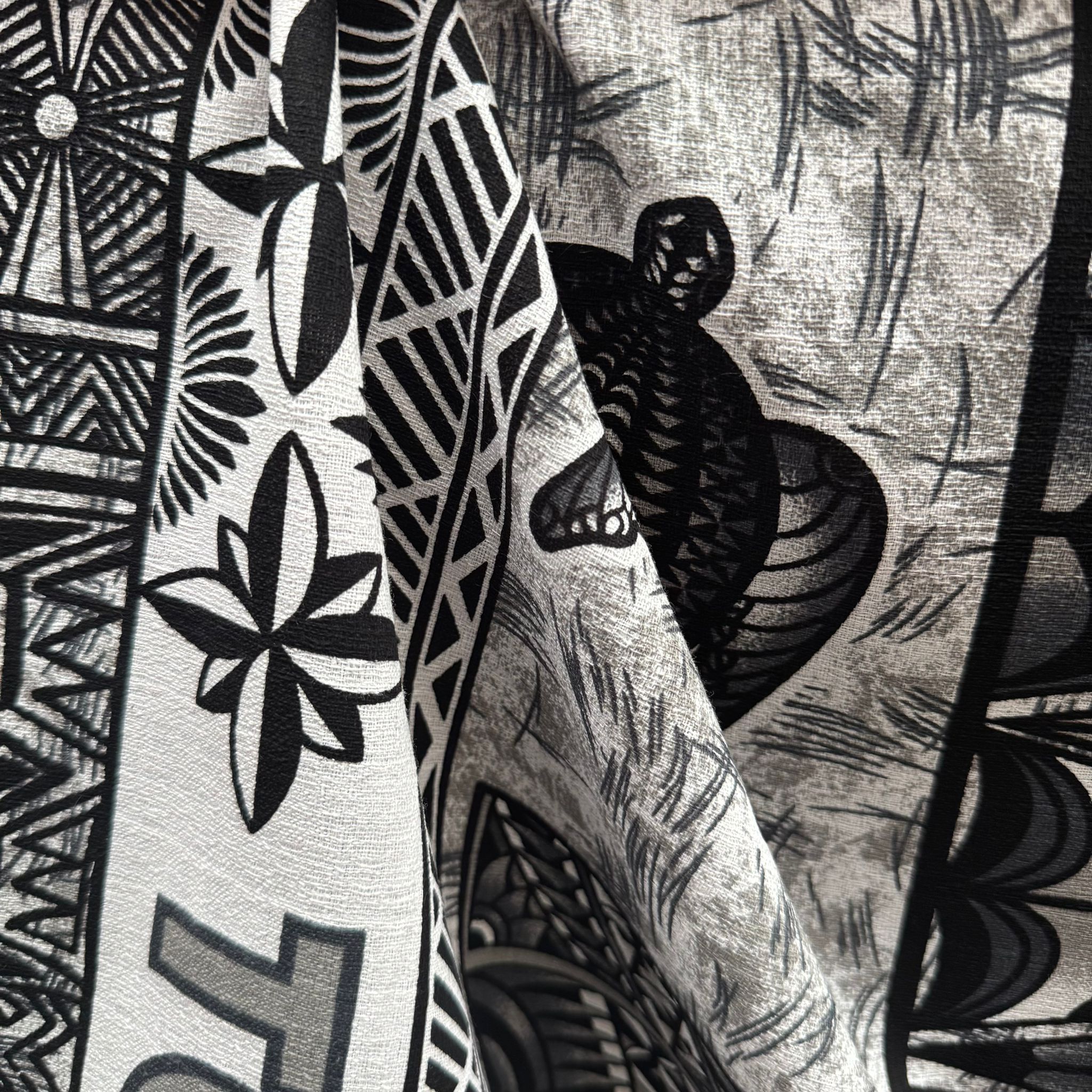 Cotton Printed Dobby Tapa Tonga (CDF161225)