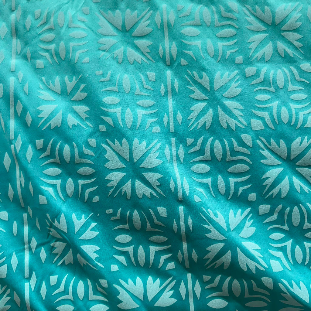 Poly Printed 2 Tone Lacquer Fabric – 100% Polyester