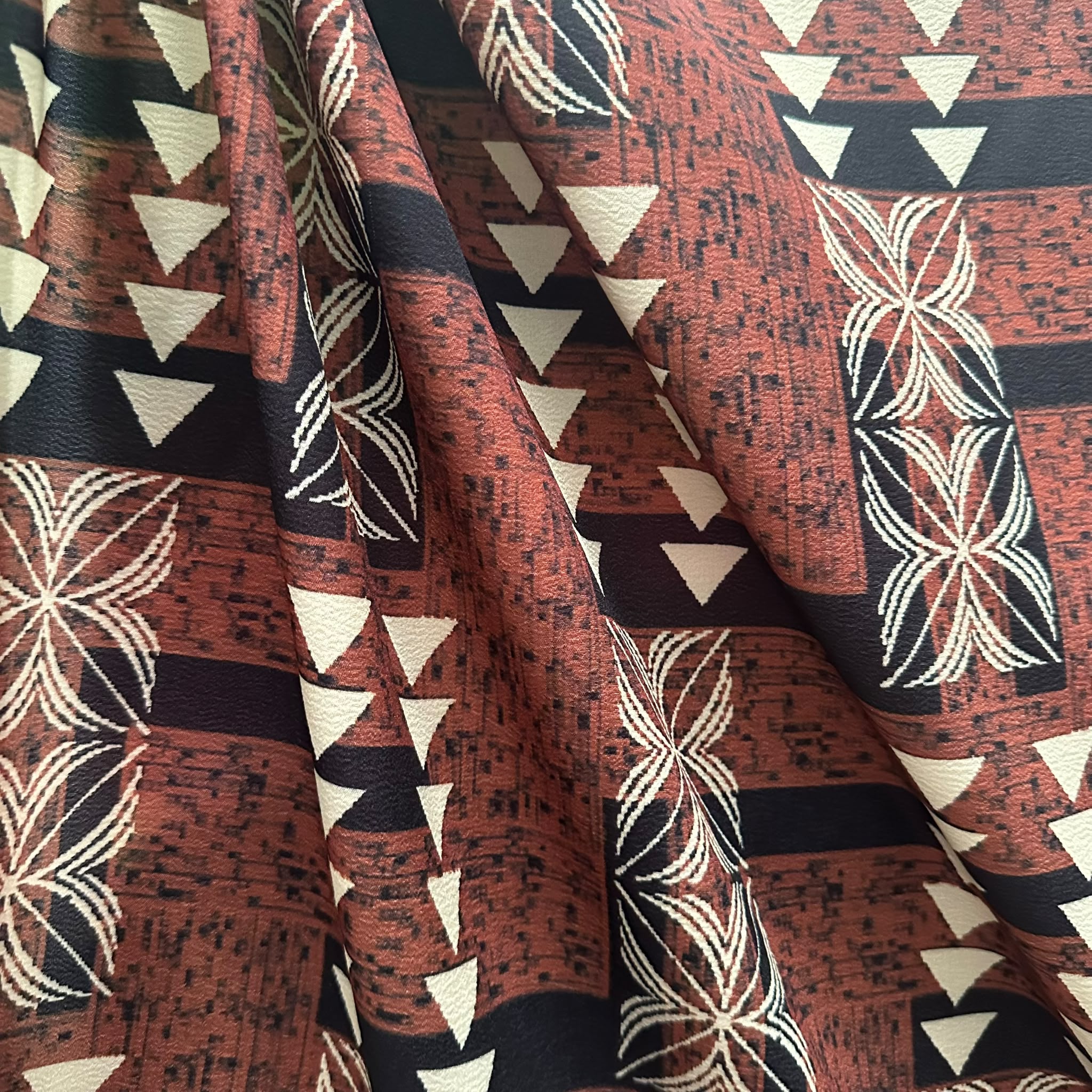 Printed Polyester Crush Fabric (KCRPMD3811D6)