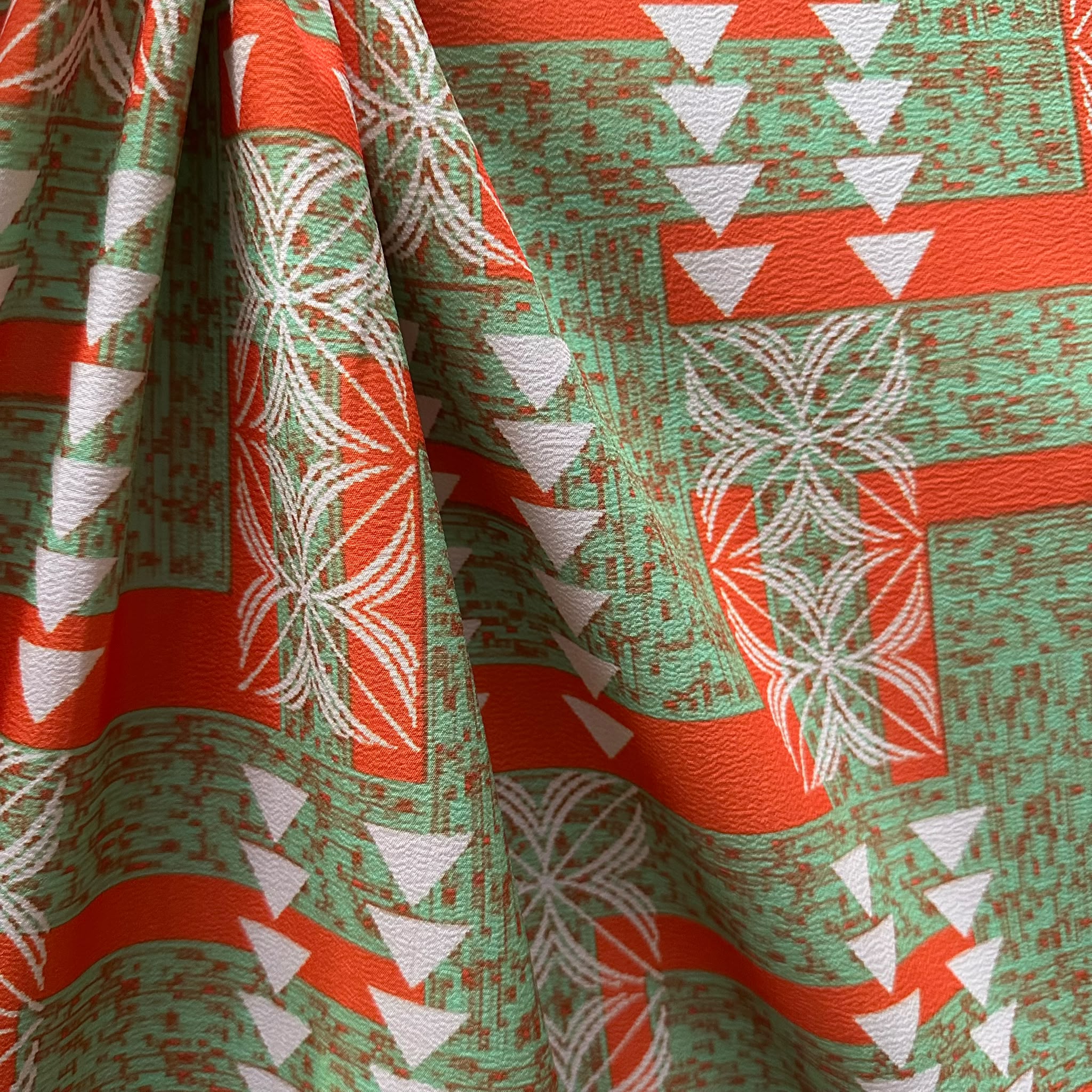 Printed Polyester Crush Fabric (KCRPMD3811D6)